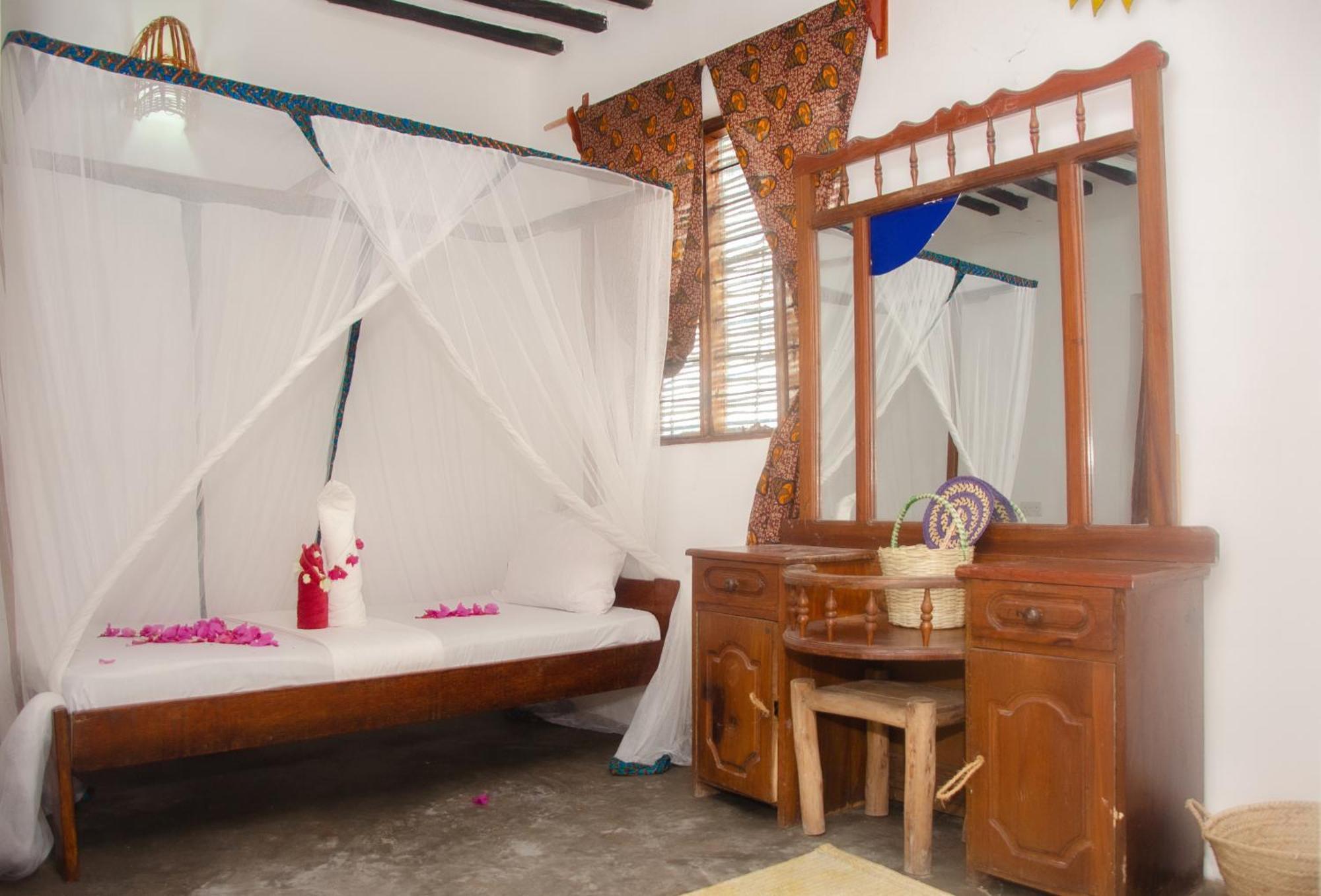 Kasuku Villa Джамбиани Номер фото